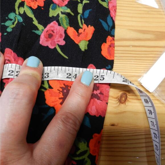 Express Floral Skirt Size XL Pleated Tie Waist Boho Flirty Summer Mini Cottage - Picture 12 of 12